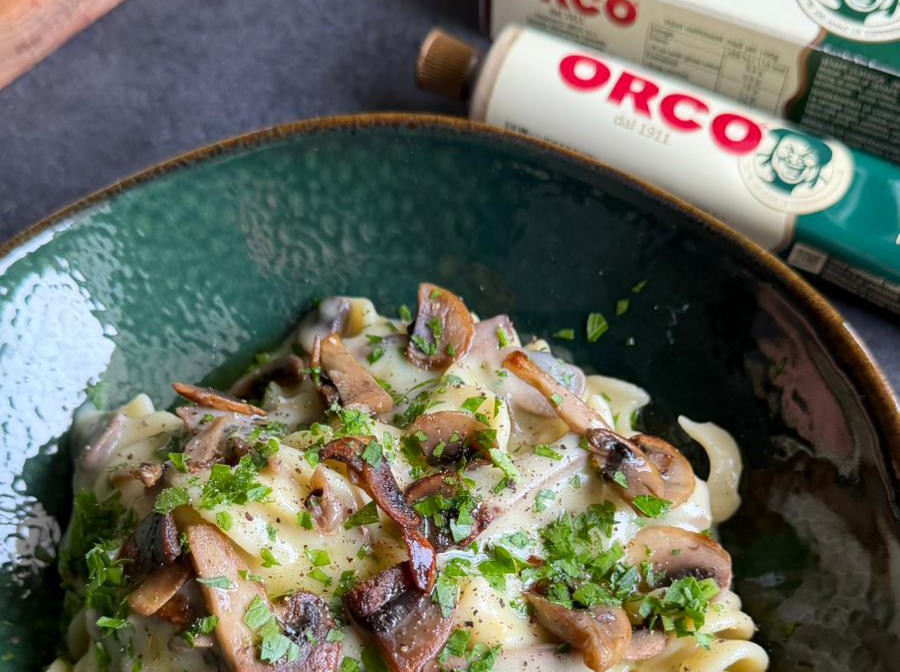 Pasta Cremosa con Patate, Funghi e Senape
